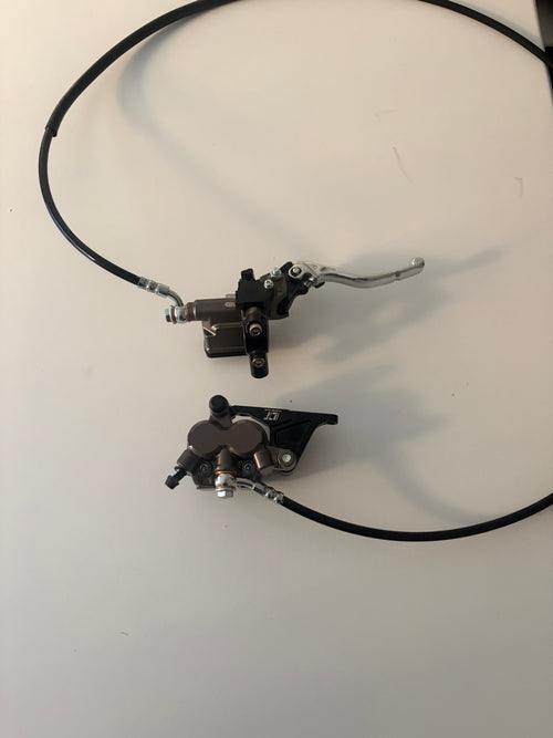 Ultra Bee Rear Brake Kit - Fits Fatboys, Cruzrs, Ace, and other Fat-Tyres!