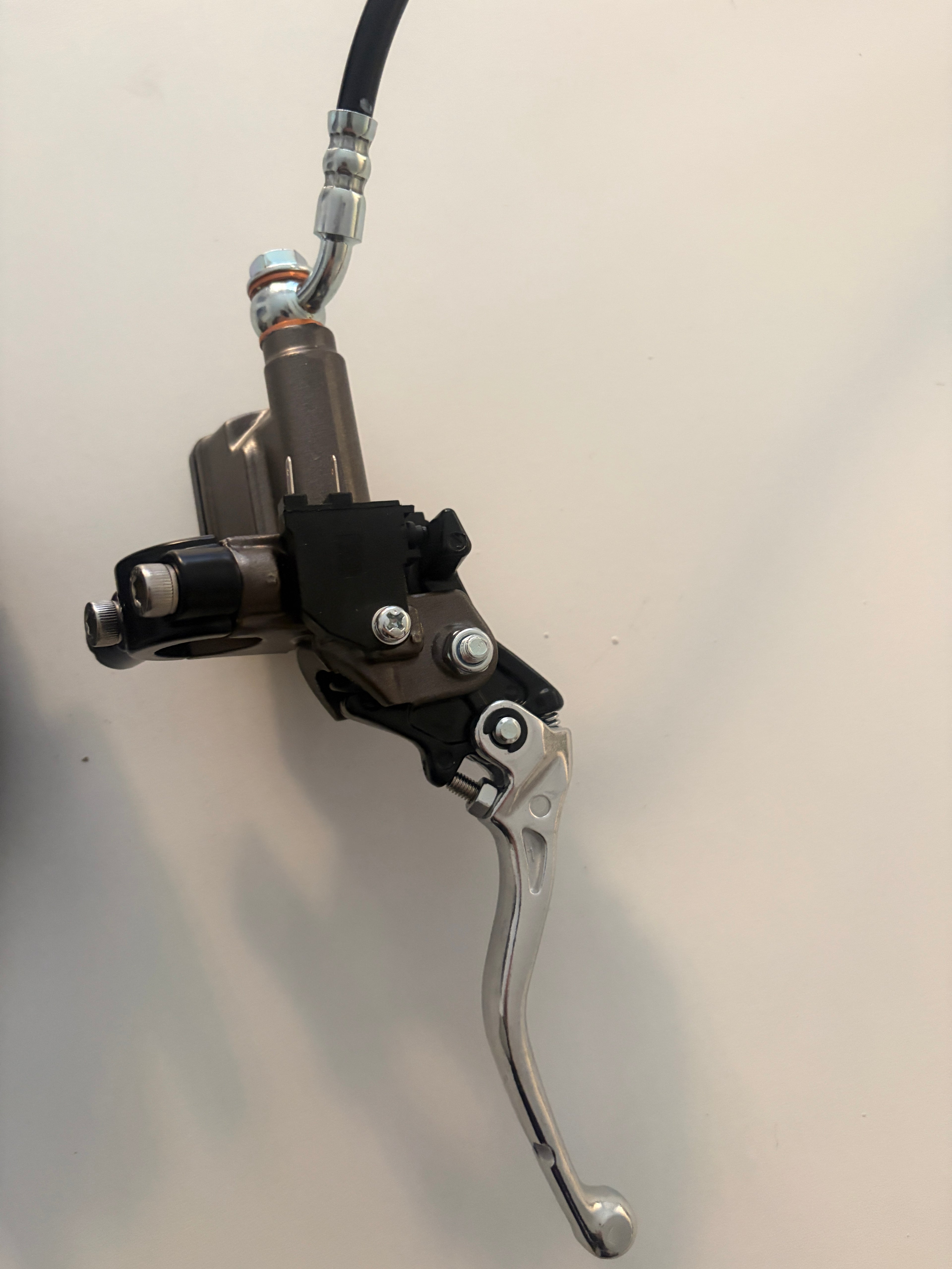 Ultra Bee Rear Brake Kit - Fits Fatboys, Cruzrs, Ace, and other Fat-Tyres!