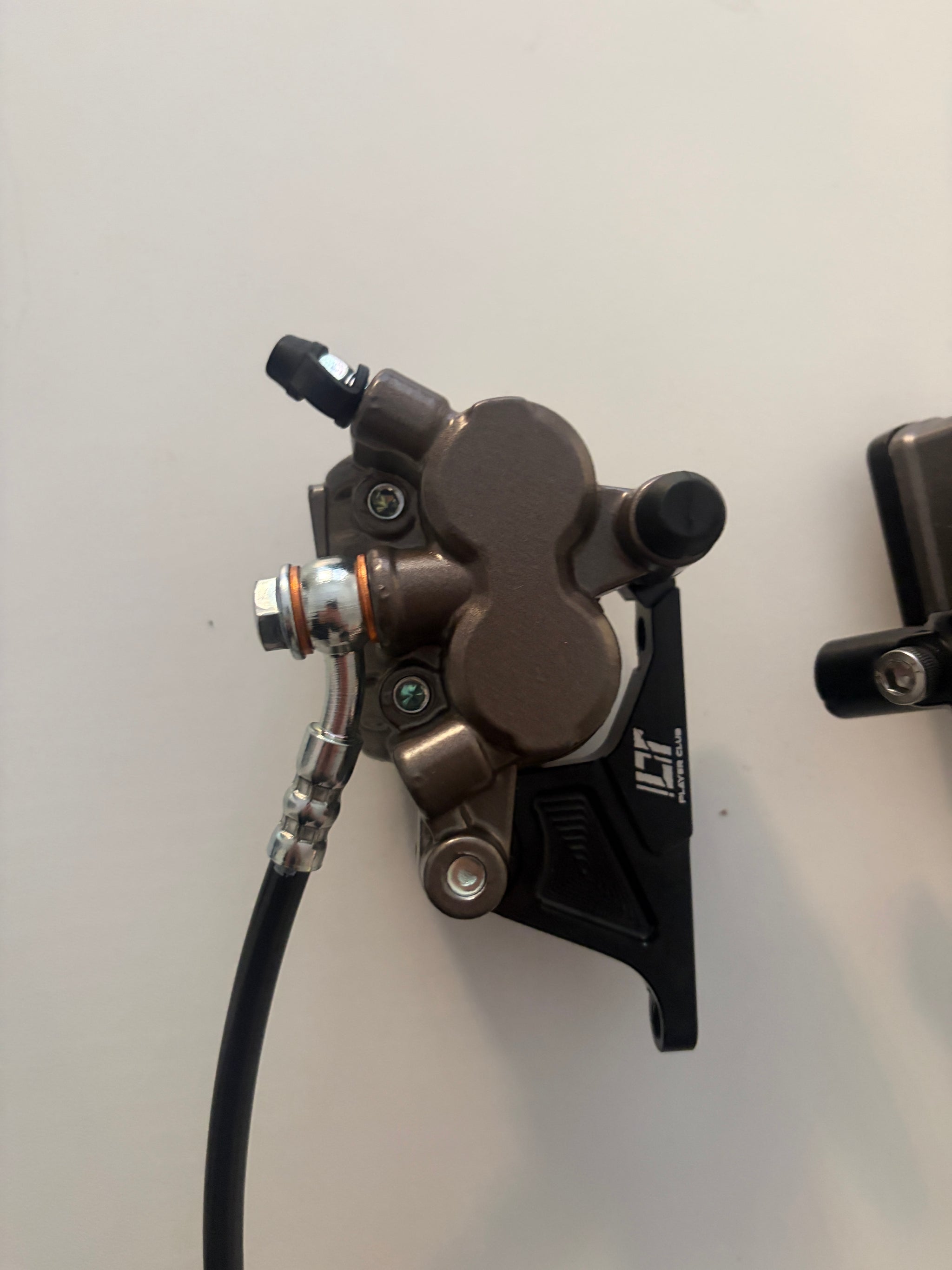Ultra Bee Rear Brake Kit - Fits Fatboys, Cruzrs, Ace, and other Fat-Tyres!
